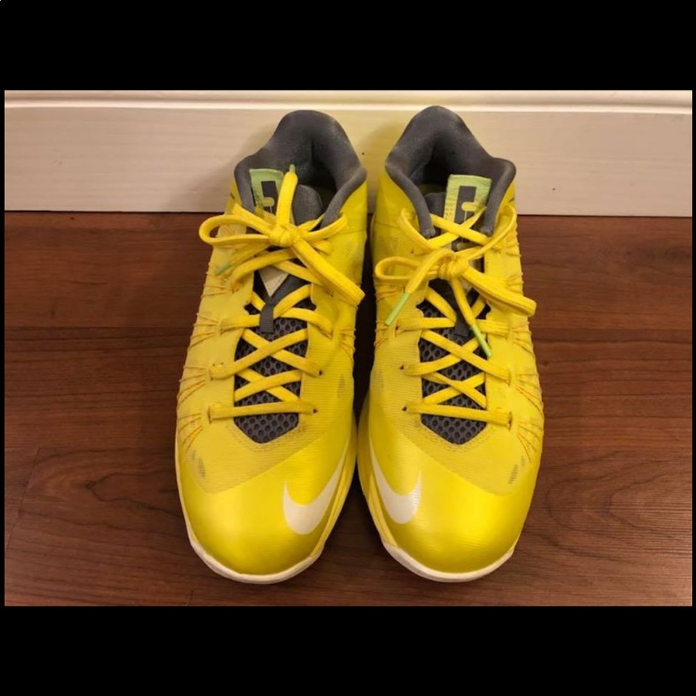 Nike Air Max Lebron X Low, Sonic Yellow - Picture 3 of 8